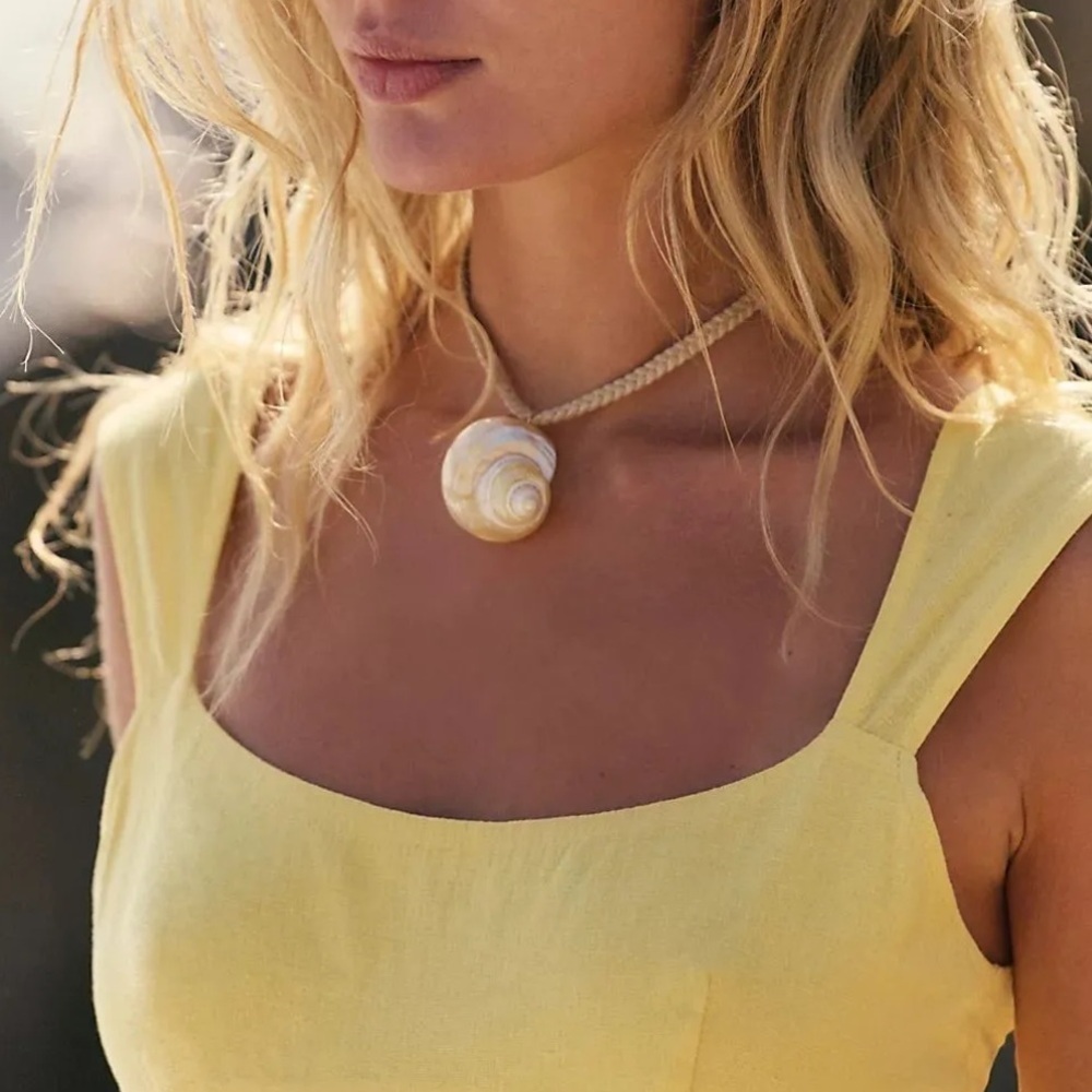 FREE PEOPLE Sarah Shell Choker (Ivory)